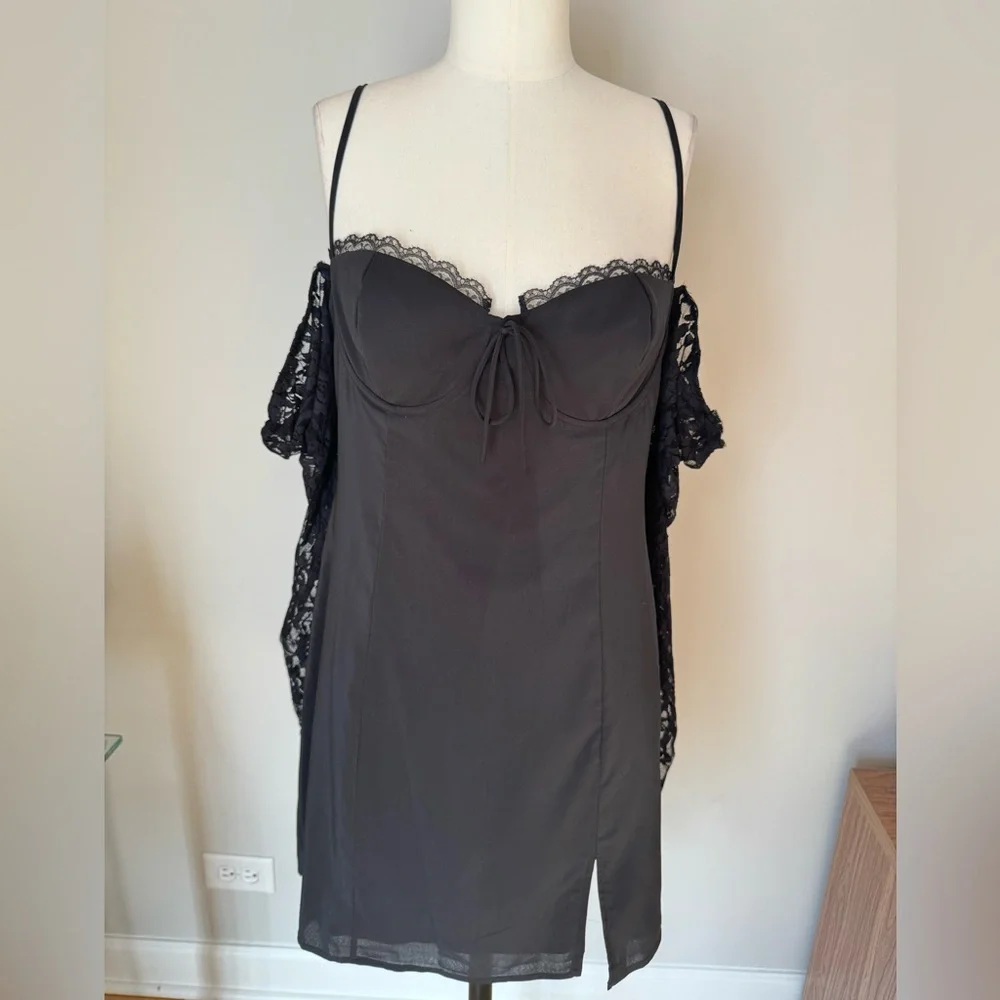 Princess Polly Black Lace Sleeve Dress - Picture 3 of 10